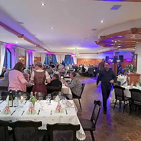 Ξενοδοχείο Wernerwald - Restaurant, Wellness & Events Κουξχάφεν