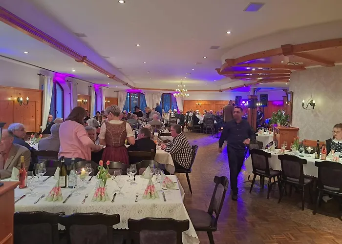 沃奈尔瓦尔德酒店 4*